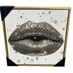 NEW Designart 'LV Lips' Modern Framed Canvas Wall Art Print